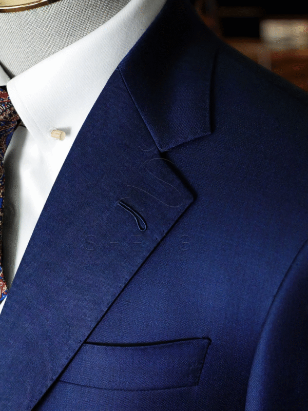 ComfyUI_00001_bspyu_1762307851 Regal Blue Executive Suit | Loro Piana Wool Craftsmanship | Bespoke Business Attire