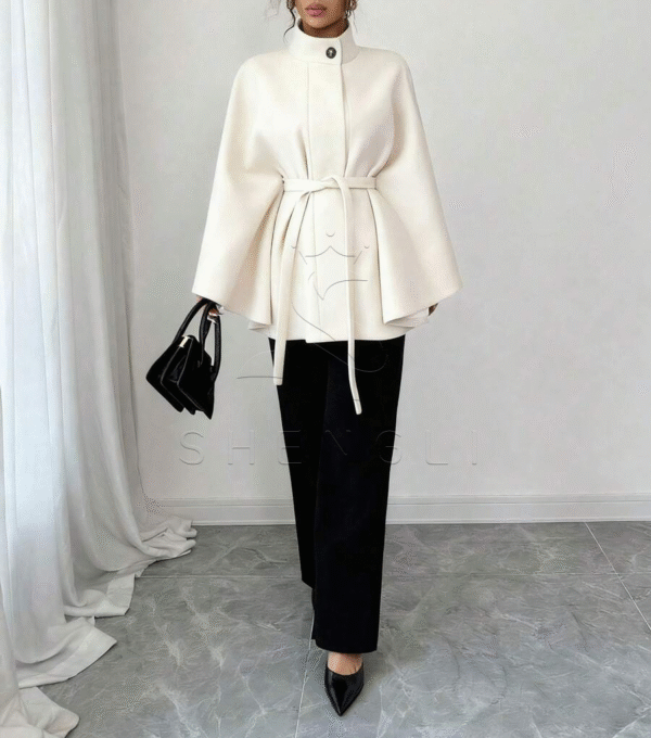 Elegant Vacation Outfits for Women | Summer Charm & Winter Tweed Collection