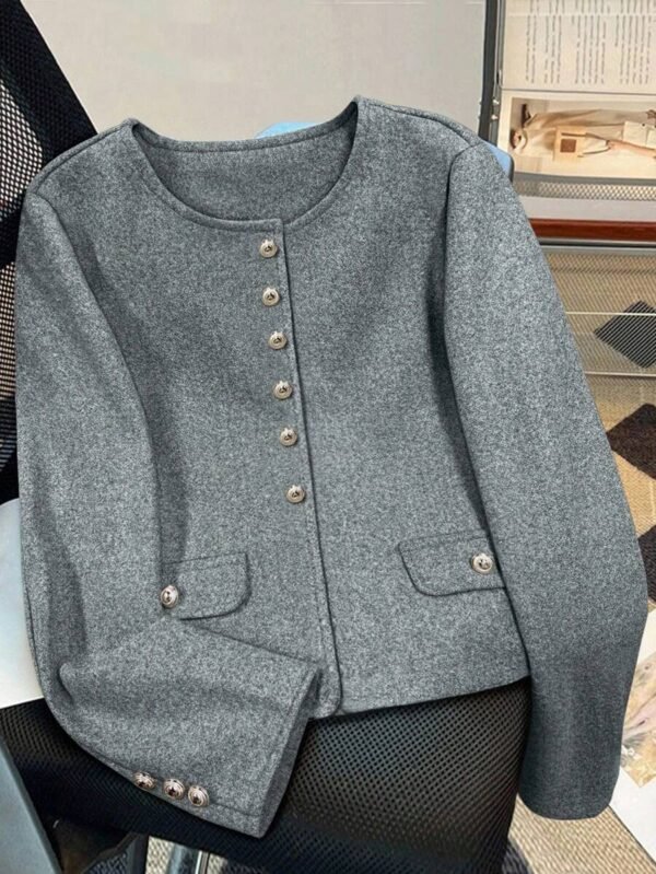 DM_20251225091121_001 Women’s Grey Collarless Button Jacket
