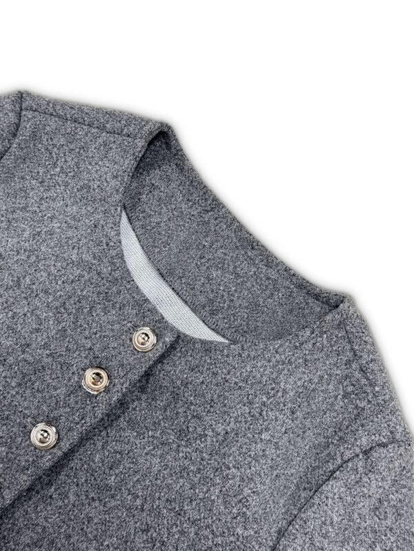 DM_20251225091121_003 Women’s Grey Collarless Button Jacket